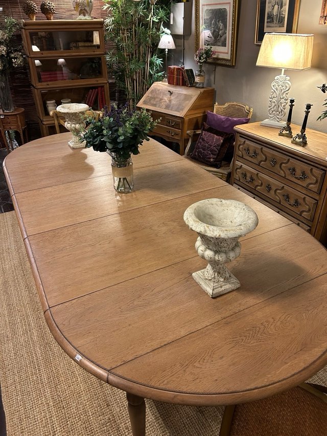 MESA DE COMEDOR A MEDIDA