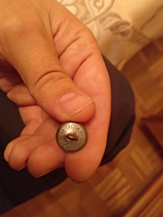 Botón pequeño preconstitucional