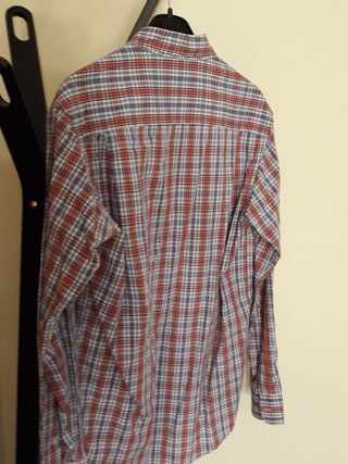 Niza leñador cuadros Springfield de segunda mano por 15 € en Burberrys talla 4 marrón cuadros camisa hombre de segunda