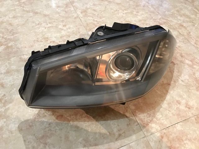 Faro xenón megane f1 r26