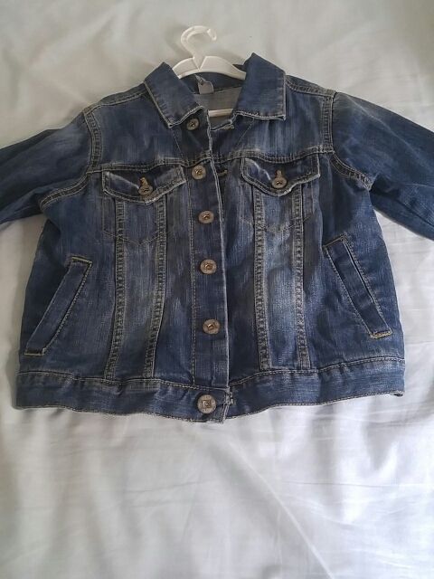 Cazadora vaquera Zara