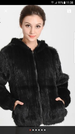 L CAZADORA VISON TRICOTADO T S SOLAMENTE de segunda mano por 299 EUR en  Rocafort en WALLAPOP