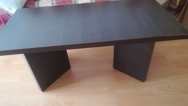 Mesa pequeña comedor de segunda mano por 25 € en Vila-Seca en WALLAPOP Mesa pequeña comedor de segunda mano por 25 € en Vila-Seca en WALLAPOP