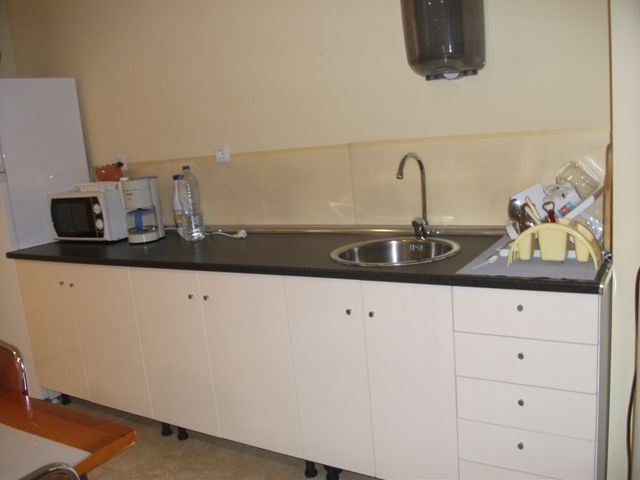 Muebles de cocina, fregadero y grifo de segunda mano por 350 € en ... Muebles de cocina, fregadero y grifo de segunda mano por 350 € en ...