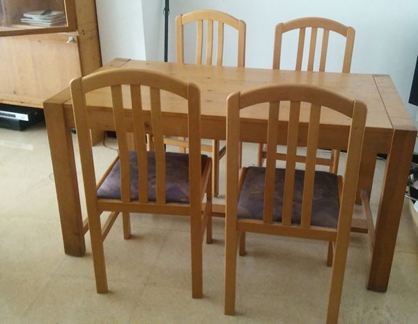 Mesa comedor, 6 sillas y dos muebles a juego de segunda mano por 160 ... Mesa comedor, 6 sillas y dos muebles a juego de segunda mano por 160 ...