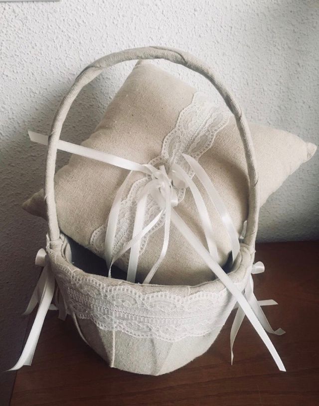 Cesta y cojín boda