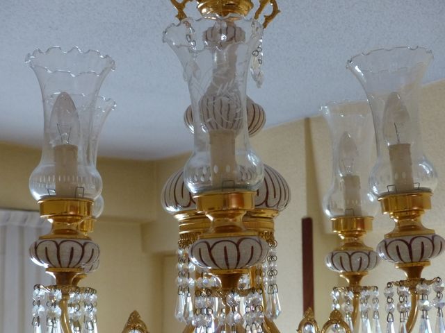 Lampada in porcellana e cristallo di rocca