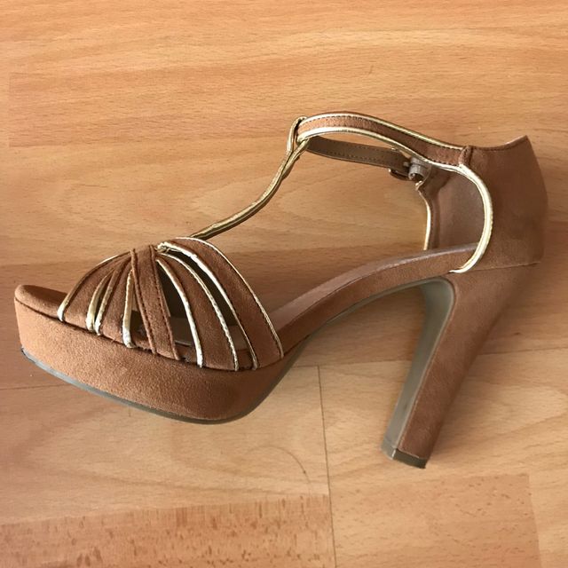 Sandalias XTi marrones