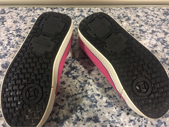 Zapatillas ruedas Heelys número 32