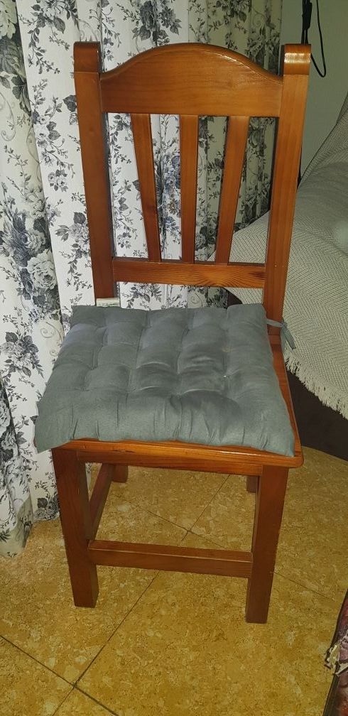 Dos sillas de madera para comedor . de segunda mano por 20 € en ... Dos sillas de madera para comedor . de segunda mano por 20 € en ...