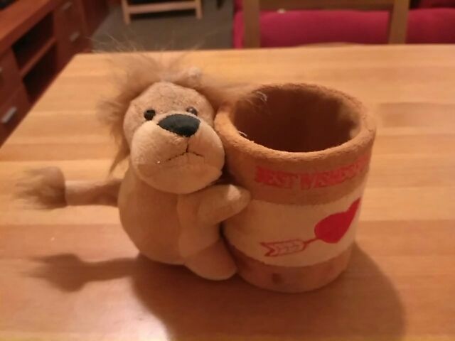 Portapiceles con peluche