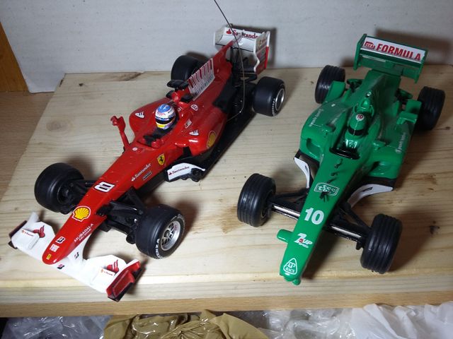 2 copie vecchie macchinine