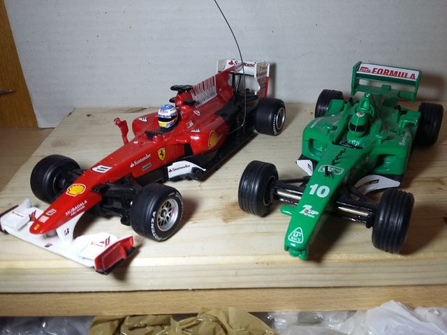 2 copie vecchie macchinine