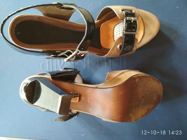 SANDALIA PIEL CHAROL -LOLA CRUZ- T.38