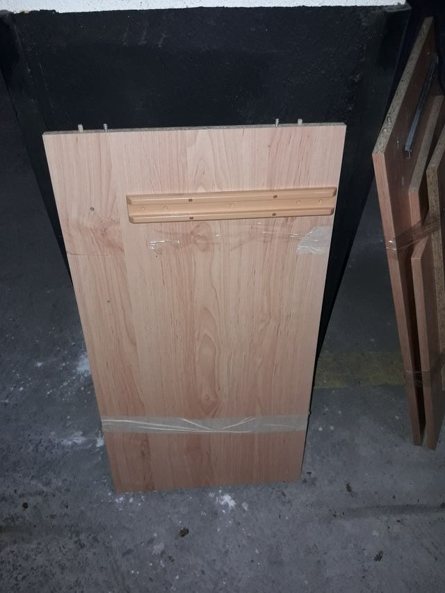 MESA DE ESTUDIO PARA ORDENADOR DE MADERA DE HAYA