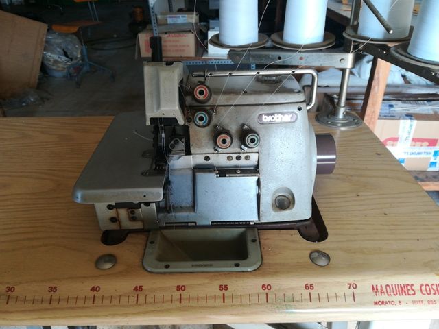 maquina. owerloc. Rebajado