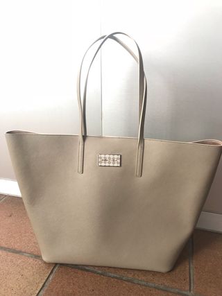 Bolso tipo capazo Bimba y Lola de segunda mano por 30 EUR en Mataró en  WALLAPOP