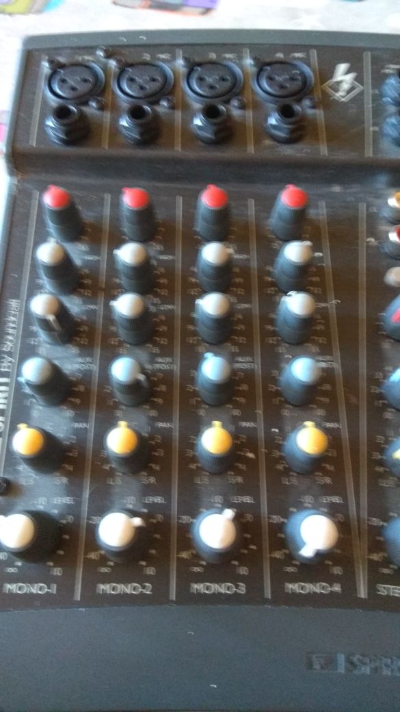 Mesa de mezclas SPIRIT