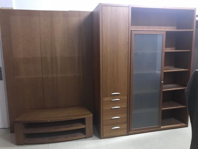 Salon mueble cerezo de segunda mano por 125 € en Logroño en WALLAPOP