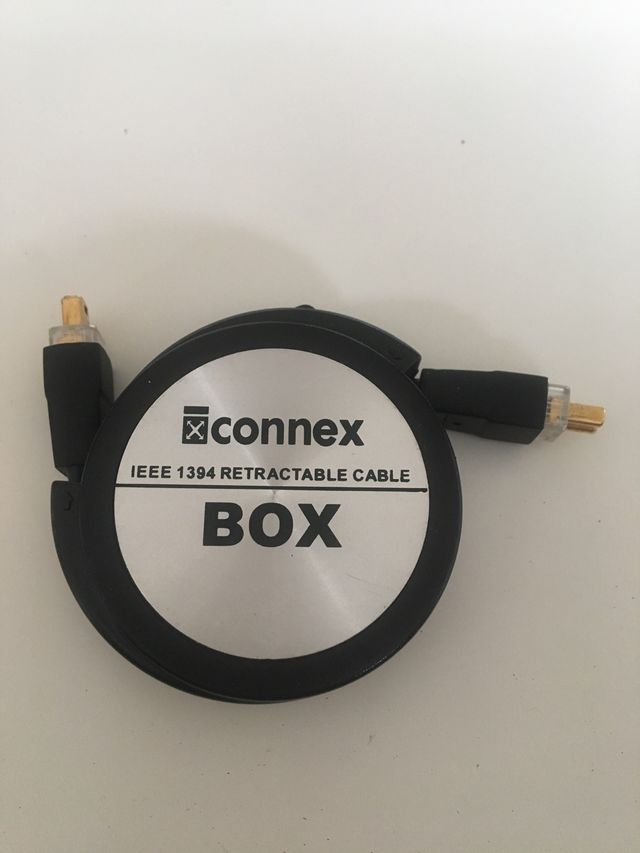 Cable retráctil IEEE 1394 FireWire