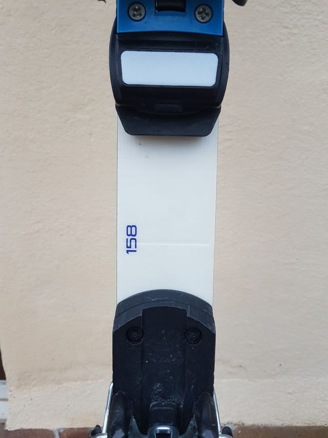 esquis marca dynastar de 1.58 cm