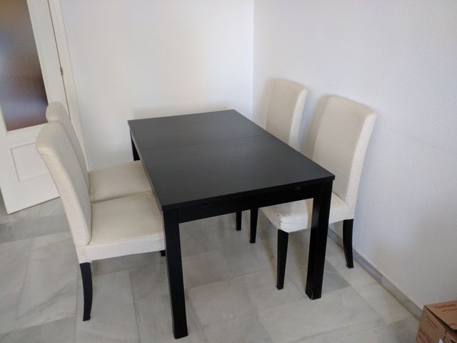 Mesa comedor con cuatro sillas IKEA de segunda mano por 170 € en ... Mesa comedor con cuatro sillas IKEA de segunda mano por 170 € en ...