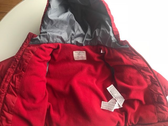 Abrigo Zara Baby Rojo. Talla 74cm. 6/9 meses