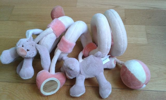 Móvil animales cuna