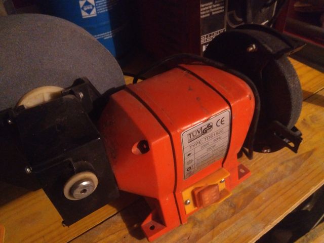 Amoladora de dos piedras