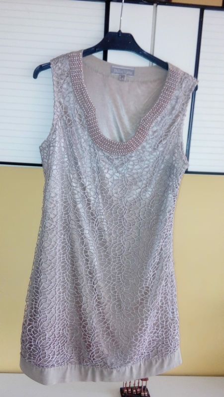 vestido fiesta color beig/dorado