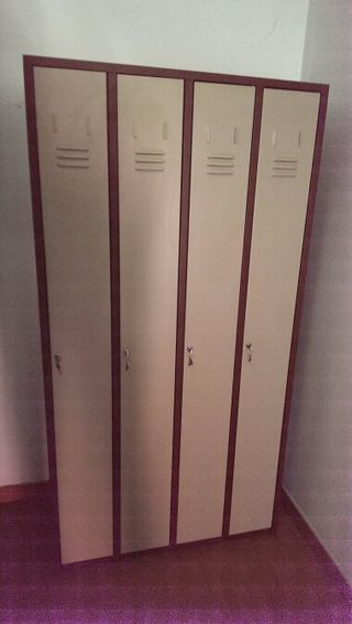 Taquilla vestuarios de segunda mano en WALLAPOP