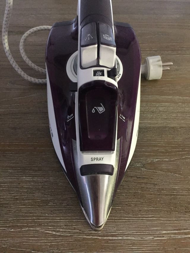 Plancha Rowenta Focus 2400W 180gr