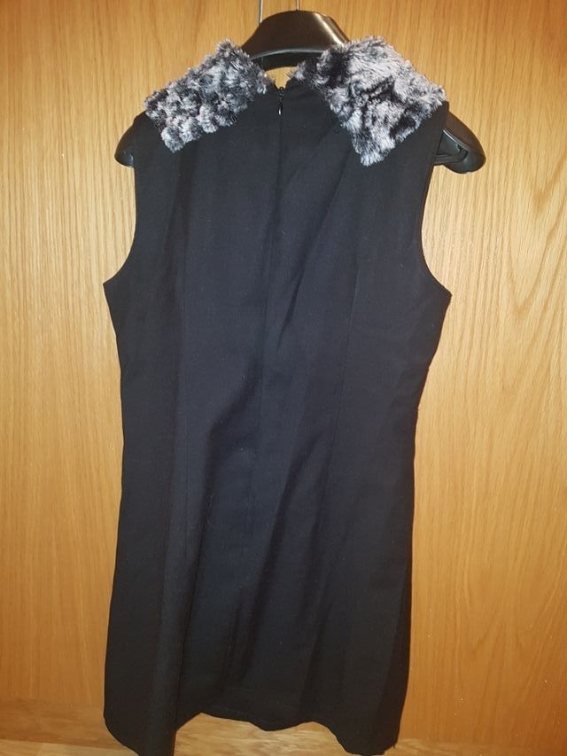 vestido elegante negro. talla M