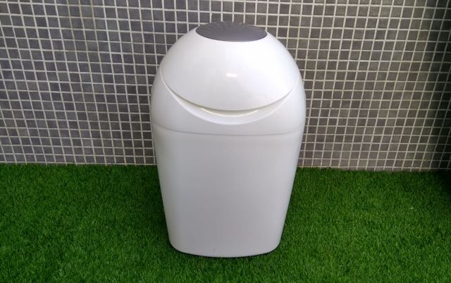 Contenedor pañales sangenic