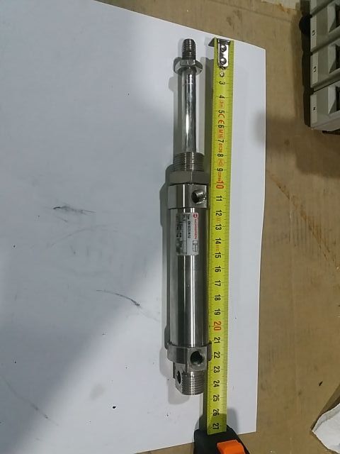 Cilindro neumático inox