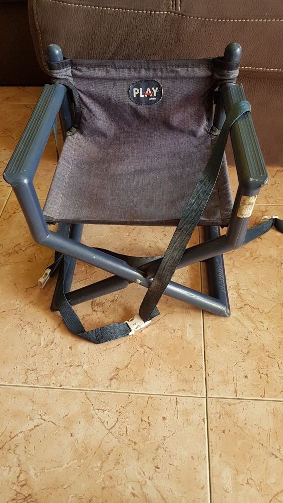 Trona tipo director Play