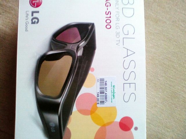 gafas 3d con cargador y sin estrenar.