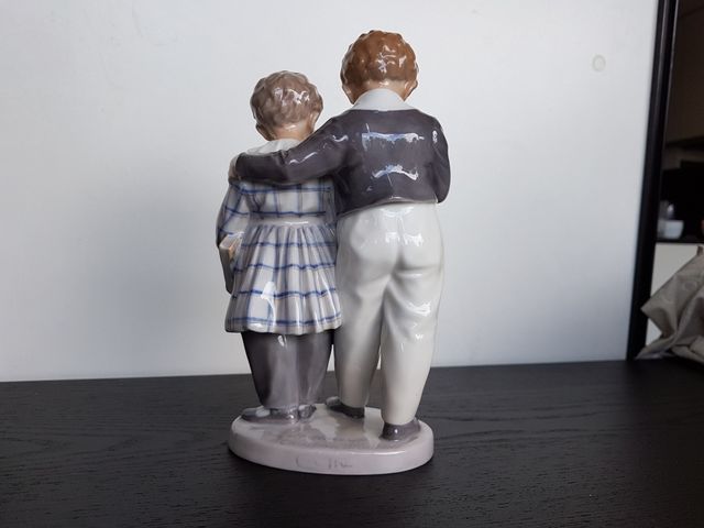 Royal Copenhagen pareja niños