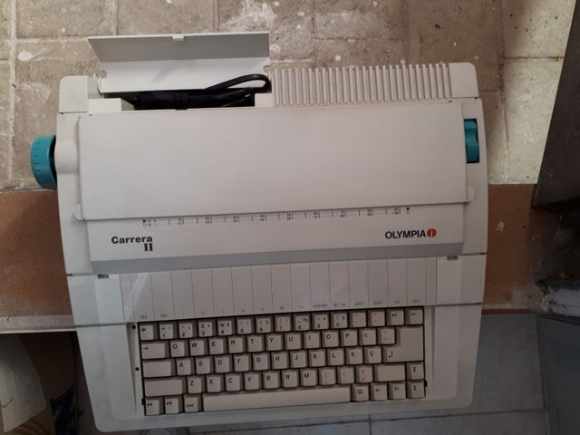 Máquina de escribir electrónica