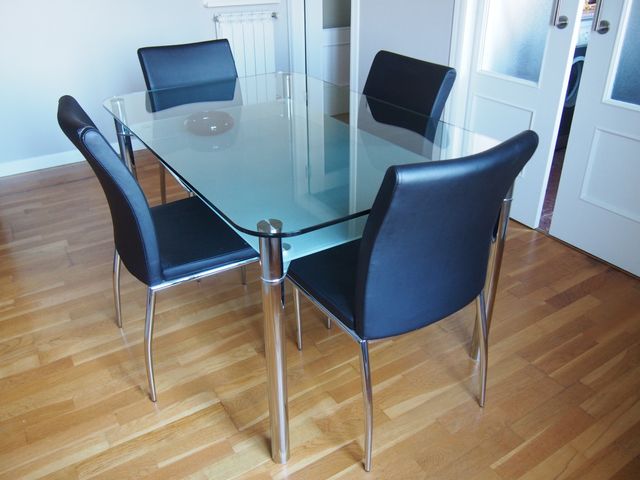 Mesa de comedor vidrio rectangular - 4 plazas de segunda mano por 95 ... Mesa de comedor vidrio rectangular - 4 plazas de segunda mano por 95 ...