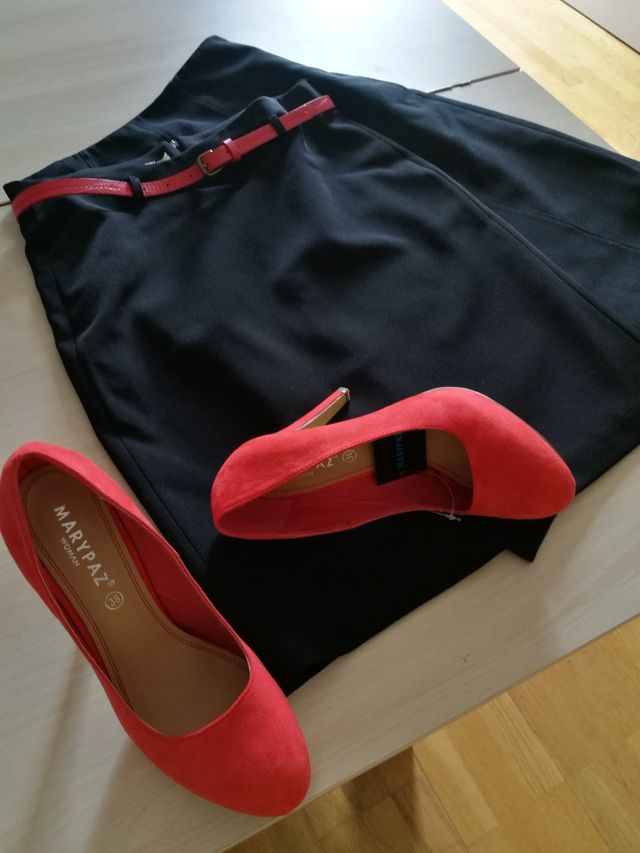 2 faldas talla 36 sin estrenar