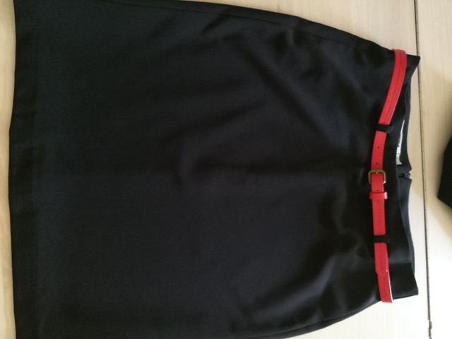 2 faldas talla 36 sin estrenar