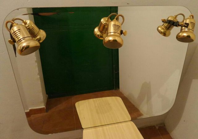 Espejo de Baño con 3 Focos de segunda mano por 15 € en Madrid en WALLAPOP