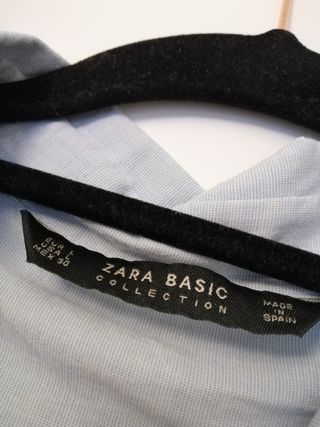 Camisa parches Zara de segunda mano por 12 € en Santiago de Camisa parches Zara de segunda mano por 12 € en Santiago de