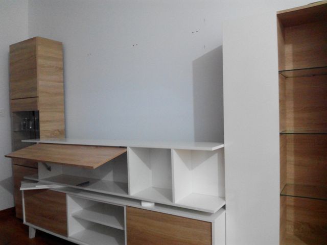 armario colgar pared