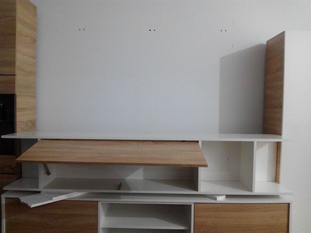 armario colgar pared