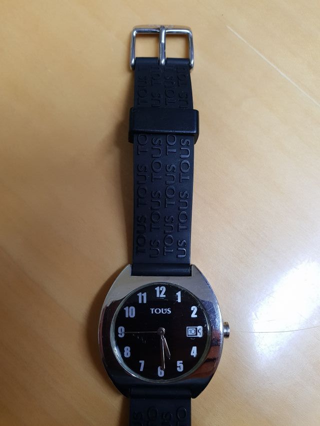 Reloj negro Tous