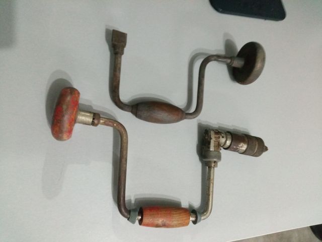 taladro manual antiguo