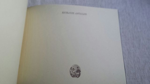 Álbum libro anécdotas y árbol genealógico