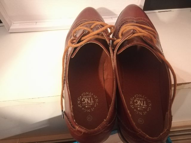 Zapatos marrones de vestir